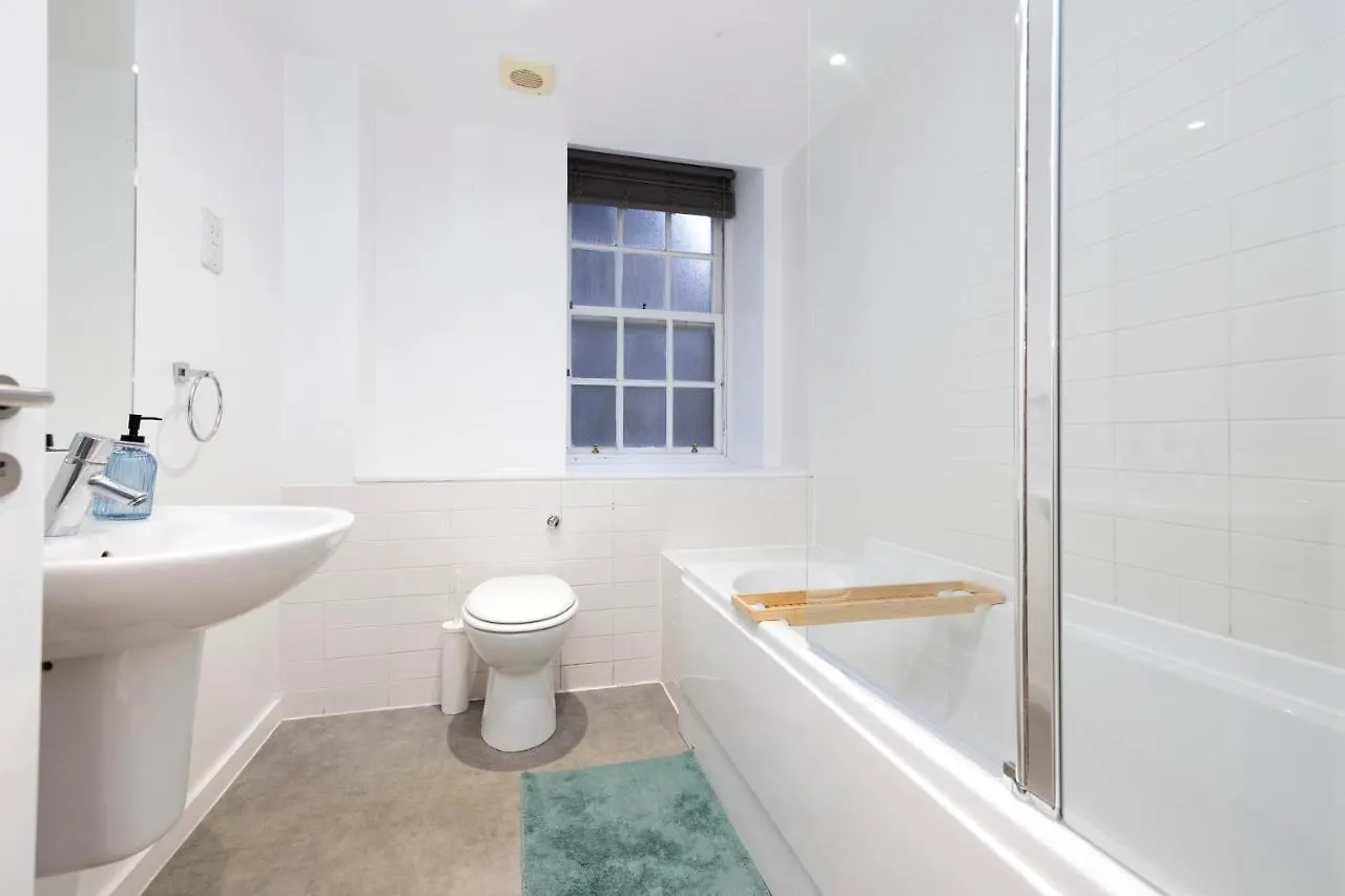 Altido Gorgeous Old Town Flat Apartment Edinburgh